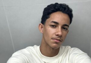 Eu vou fazer sua correção ortografica.