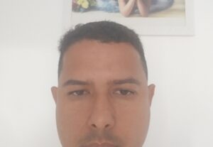 Eu vou fazer o melhor serviço de tradução e áudio .