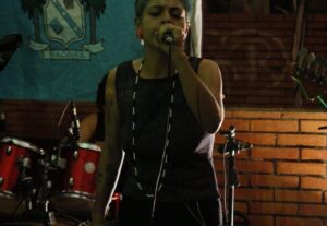 Eu vou letrar e cantar seu beat/melodia