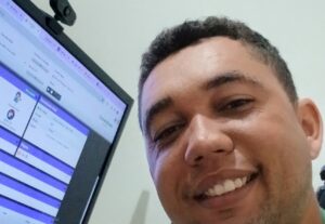 Eu vou Gravar um comercial em video falando sobre seu produt...