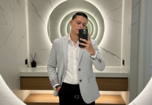 Eu vou divulga seu negócio, com perfeição e agilidade.
