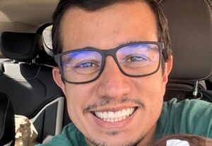 Eu vou vetorizar sua imagem/logo com qualidade e agilidade.