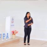 Eu vou traduzir e/ou interpretar a sua demanda em Libras