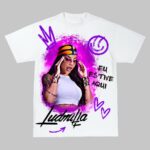 Eu vou fazer três designer de roupas com sua ideia