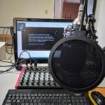 Eu vou gravar voz para seu projeto, locução.