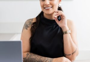 Eu vou fazer e-books pra você vender.