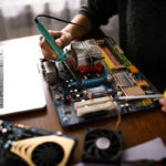 Eu vou corrigir erros e bugs no seu código ou script