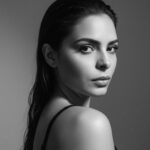 Eu vou revisar, corrigir e traduzir seu texto entrega rápida