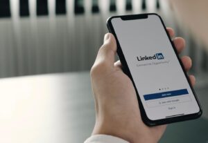 Eu vou transformar seu LinkedIn em uma vitrine poderosa