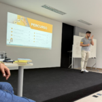 Eu vou organizar e estruturar materiais comerciais.