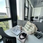 Eu vou fazer traduções e serviços midiáticos impecáveis