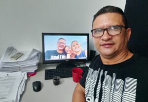 Eu vou gravar um vídeo para divulgar seu produto ou serviço.