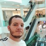 Eu vou criar roteiros virais para seu canal do YouTube e Ree...