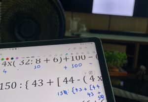 Eu vou fazer a sua edição, tradução, publicidade, entre outr...