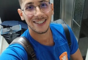 Eu vou gravar vídeos UGC, para o seu produto ou prova social...