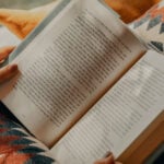 Eu vou ler seu livro como beta reader.