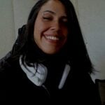 Eu vou criar e dar voz ao seu vídeo, comercial ou redes