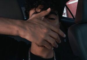 Eu vou Editar sua Foto, Vídeo ou fazer um Poema para Você.