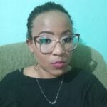 Eu vou fazer transcrição de áudios e digitação de textos.