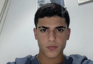 Eu vou transformar sua foto em uma foto profissional.