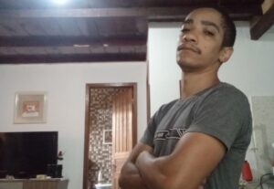 Eu vou fazer locução profissional com voz grave e impactante