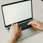 Eu vou fazer digitação rápida e organizar planilhas