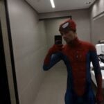 Eu vou ser o seu Homem-aranha através da sua tela