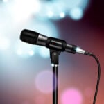 Eu vou assobiar qualquer melodia para o seu projeto