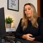 Eu vou organizar seus contatos por pastas e categorias