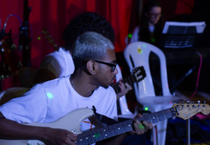 Eu vou Fazer linhas de guitarra para sua musica