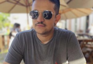 Eu vou fazer o melhor comercial/ugc pro seu negócio