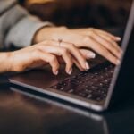 Eu vou digitar textos, documentos e trabalhos com rapidez.