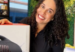 Eu vou gravar um vídeo natural sobre o seu produto/serviço.