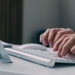 Eu vou digitar documentos e alimentar suas planilhas