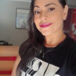 Eu vou fazer Locução voz feminina natural que traz resultado...