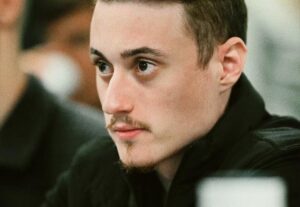 Eu vou gravar seu vídeo UGC/VSL com entrega rápida