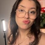 Eu vou Gravar vídeos UGC para sua marca ou produto