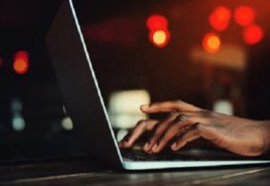 Eu vou digitar seus textos e documentos