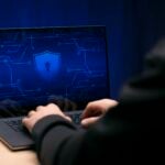 Eu vou analisar seus dados e informações na internet