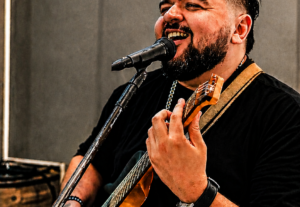 Eu vou Fazer um jingle, música de 30 segundos pra você.